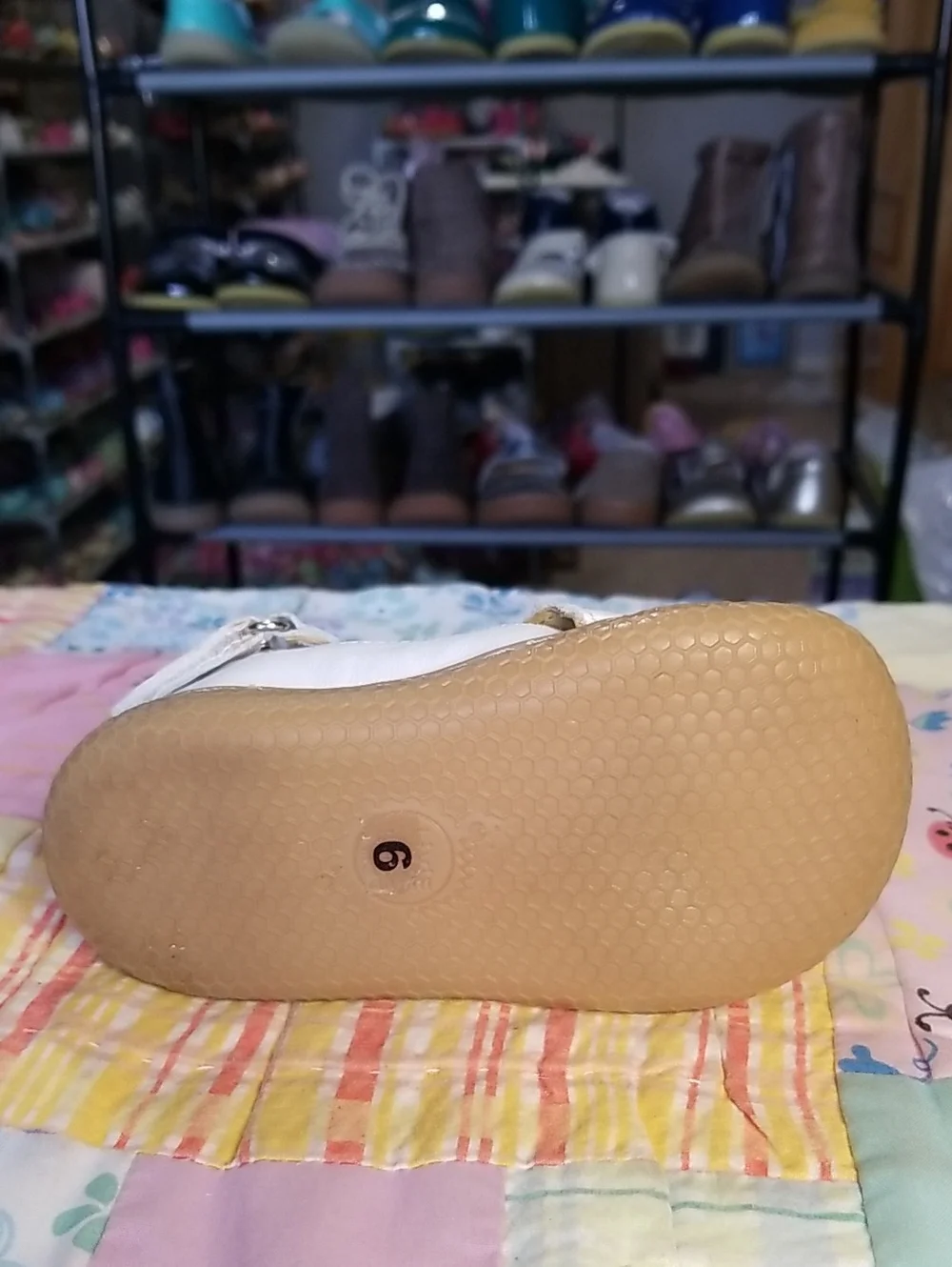 Livie & Luca White Leather Cross-Strap Girls' Walker Shoes Size 6 Luz